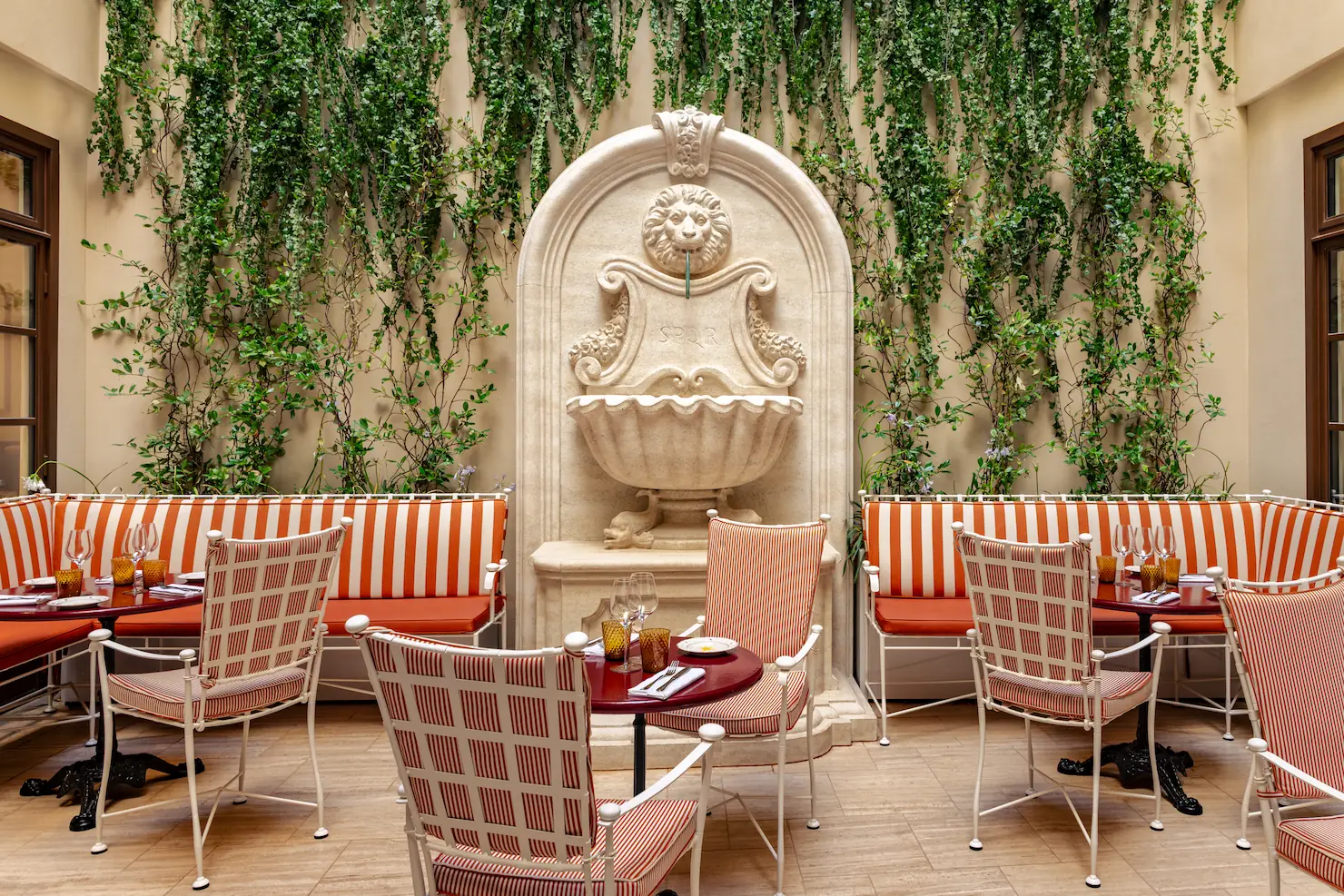 66968cc6a326c04dad31792b_casa-monti-roma-bar-patio