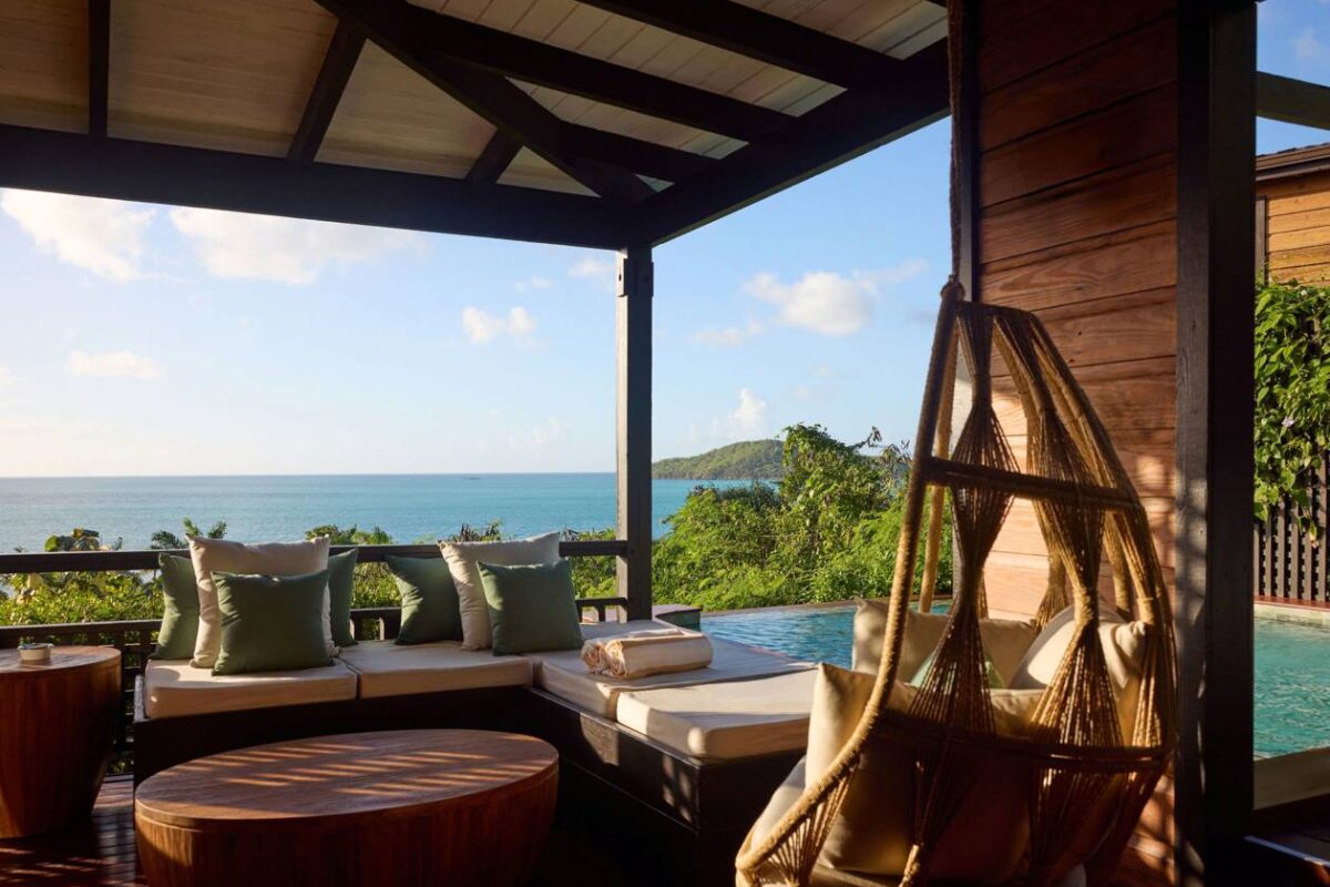 hillside-pool-villa-suite-pool